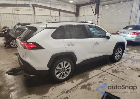 2025 Toyota Rav4 Xle Premium z USA, uszkodzony, nr VIN 2T3A1RFV5SW532013